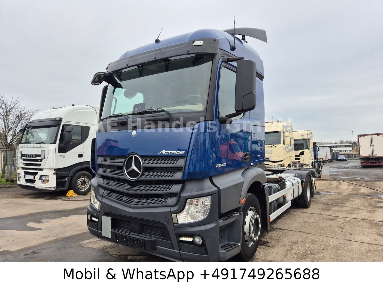 Mercedes-Benz Actros 4 2542 StreamSpace LL BDF *Retader/Multi - Camión portacontenedore/ Intercambiable: foto 1 Mercedes-Benz Actros 4 2542 StreamSpace LL BDF *Retader/Multi - Camión portacontenedore/ Intercambiable: foto 1