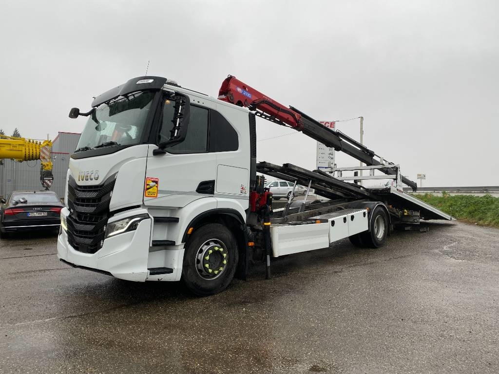 Iveco S WAY480 /FIAULT PF60 +GRUE HMF endommagée - Grua de remolque autos: foto 2 Iveco S WAY480 /FIAULT PF60 +GRUE HMF endommagée - Grua de remolque autos: foto 2