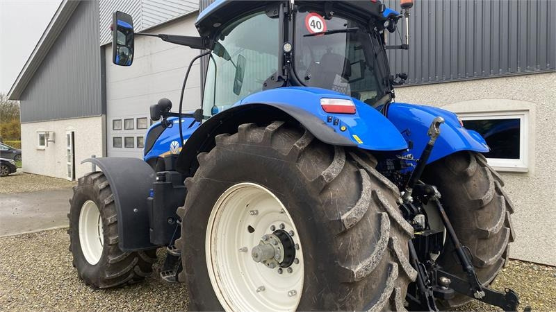 New Holland T7.270 AutoCommand T7.270 - Tractor: foto 4 New Holland T7.270 AutoCommand T7.270 - Tractor: foto 4