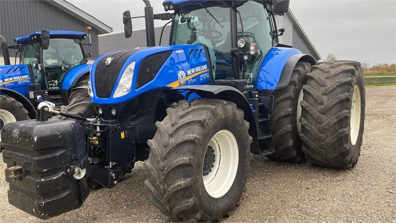 New Holland T7.270 AutoCommand T7.270 - Tractor: foto 2 New Holland T7.270 AutoCommand T7.270 - Tractor: foto 2