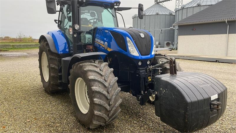 New Holland T7.270 AutoCommand T7.270 - Tractor: foto 2 New Holland T7.270 AutoCommand T7.270 - Tractor: foto 2
