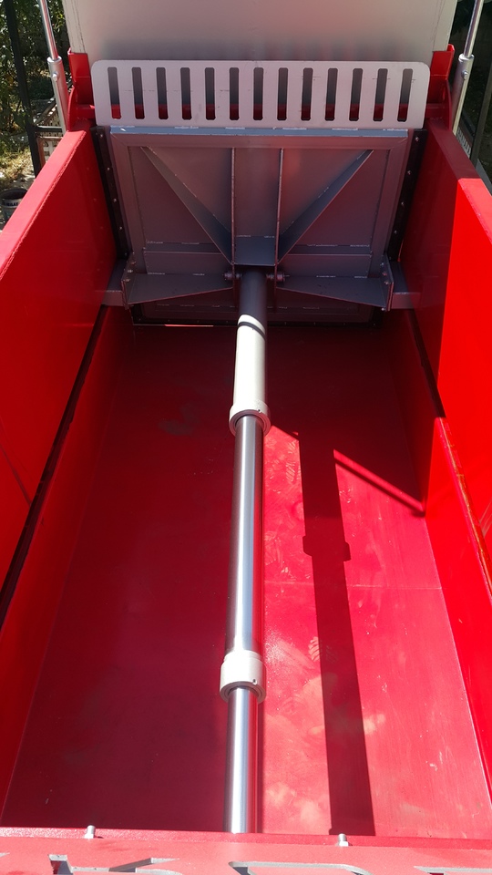 TARGET 5 TON HYDRAULIC PUSH MANURE SPREADER - Esparcidor de estiércol: foto 3 TARGET 5 TON HYDRAULIC PUSH MANURE SPREADER - Esparcidor de estiércol: foto 3