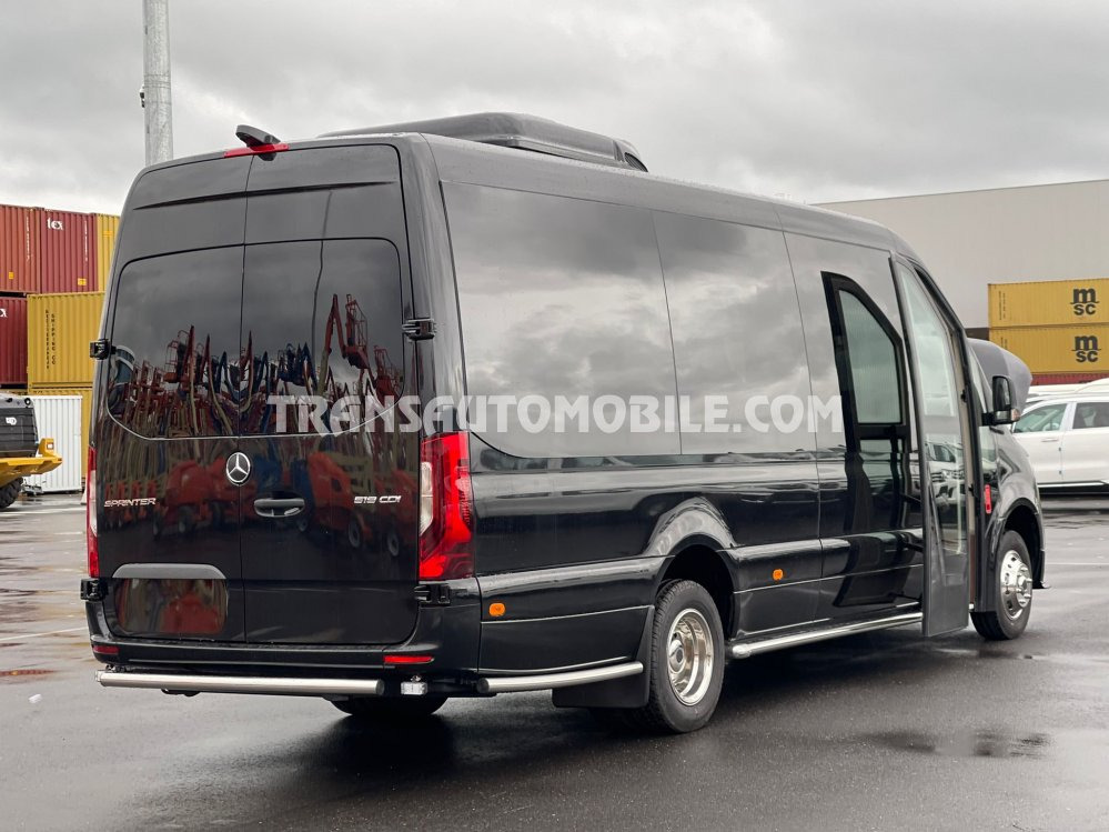 Mercedes Benz Sprinter 519 CDI 2.2L DIESEL AUTOMATIQUE vip - Minibús, Furgoneta de pasajeros: foto 2 Mercedes Benz Sprinter 519 CDI 2.2L DIESEL AUTOMATIQUE vip - Minibús, Furgoneta de pasajeros: foto 2