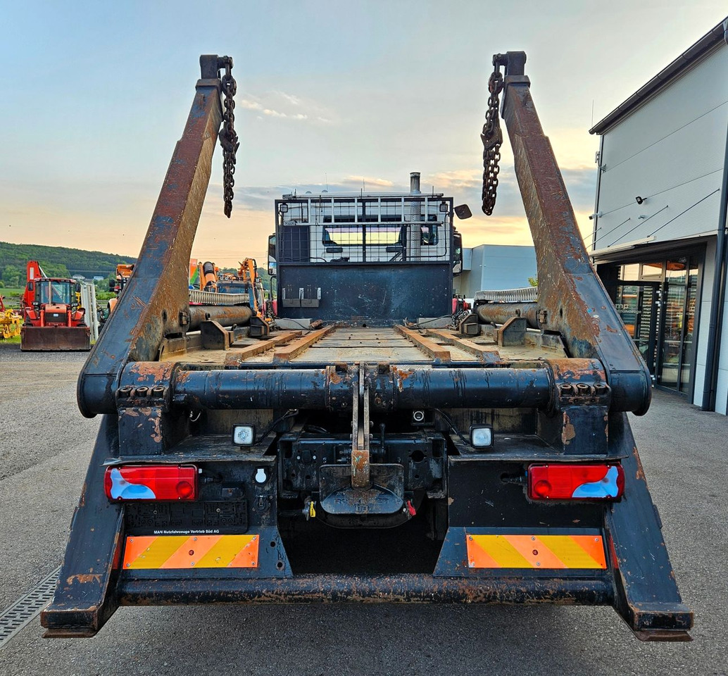 MAN TGS 26.400 6x2-2 BL Absetzkipper Euro5 - Camión volquete: foto 4 MAN TGS 26.400 6x2-2 BL Absetzkipper Euro5 - Camión volquete: foto 4