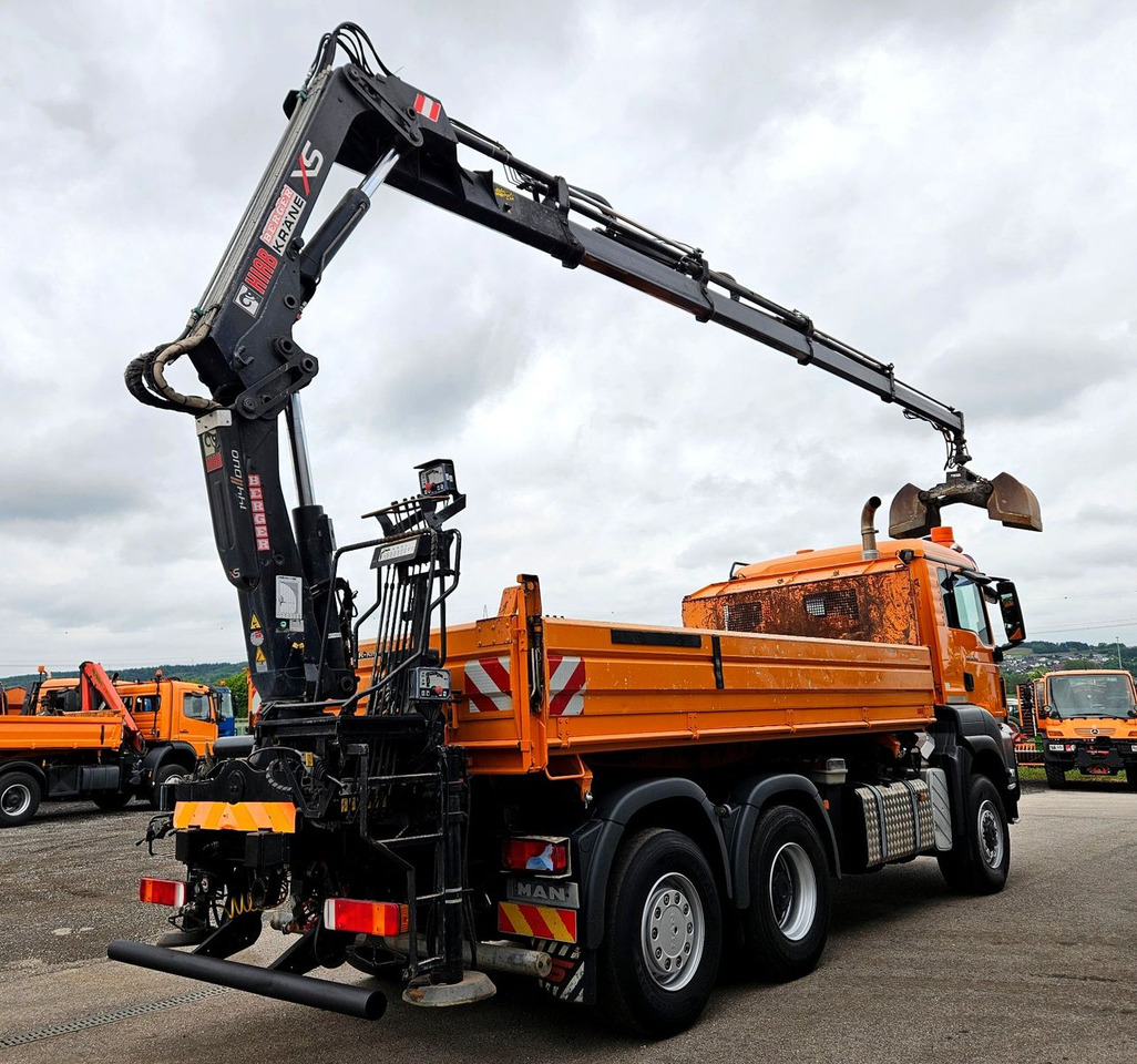 MAN TGS 28.360 6x4-4 HIAB 144E-4 Kran Euro5 - Camión volquete, Camión grúa: foto 4 MAN TGS 28.360 6x4-4 HIAB 144E-4 Kran Euro5 - Camión volquete, Camión grúa: foto 4