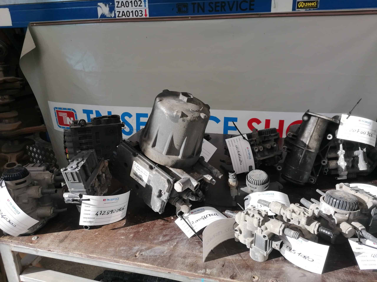 Valvole Pneumatiche - Válvula hidráulica para Camión: foto 1 Valvole Pneumatiche - Válvula hidráulica para Camión: foto 1