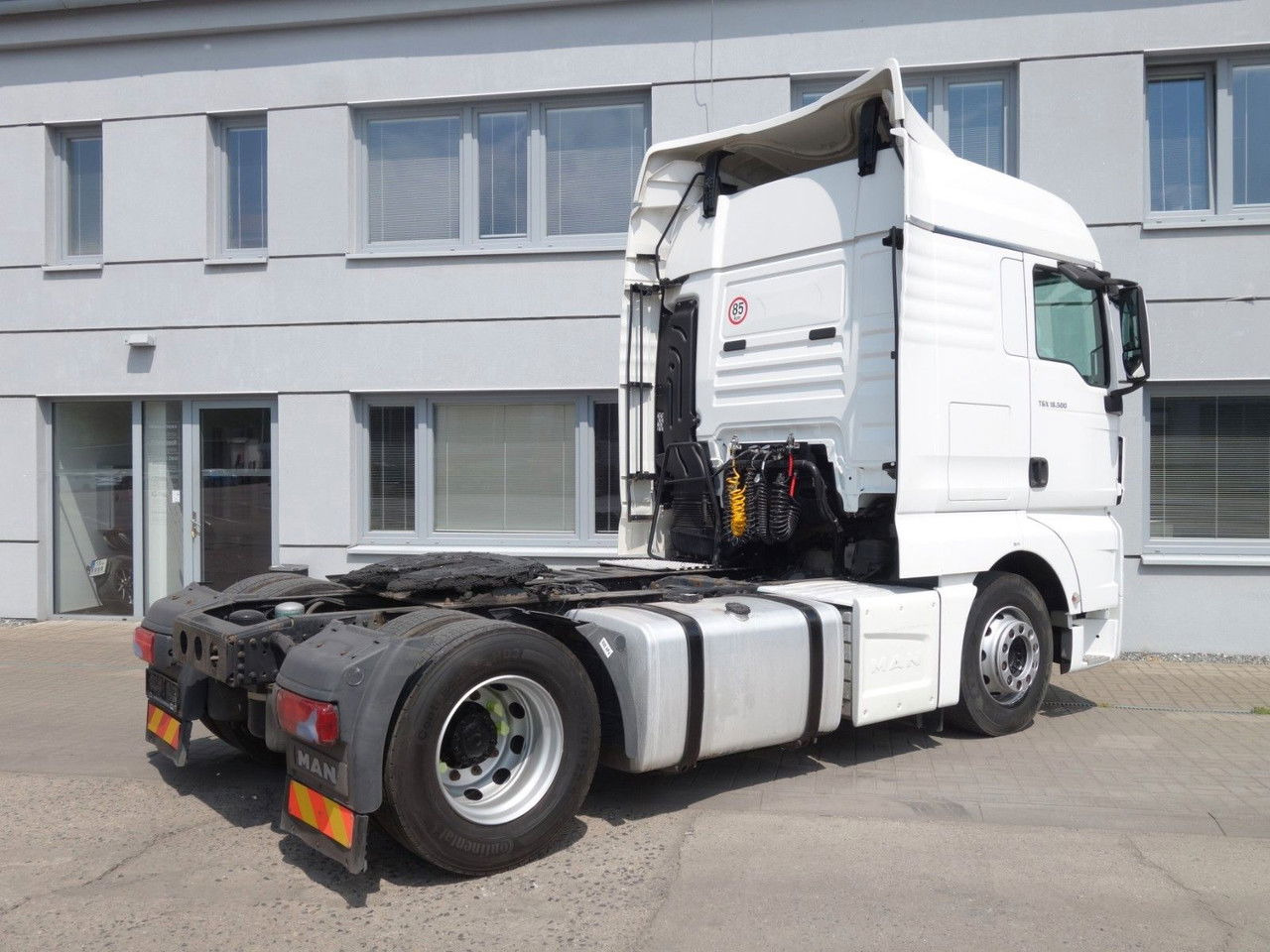 MAN TGX 18.500 XLX E6 Standard - Cabeza tractora: foto 5 MAN TGX 18.500 XLX E6 Standard - Cabeza tractora: foto 5