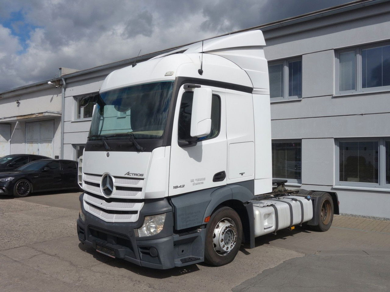 Mercedes-Benz Actros 1842 Lsnrl, Standklima, 2 Stk. - Cabeza tractora: foto 2 Mercedes-Benz Actros 1842 Lsnrl, Standklima, 2 Stk. - Cabeza tractora: foto 2
