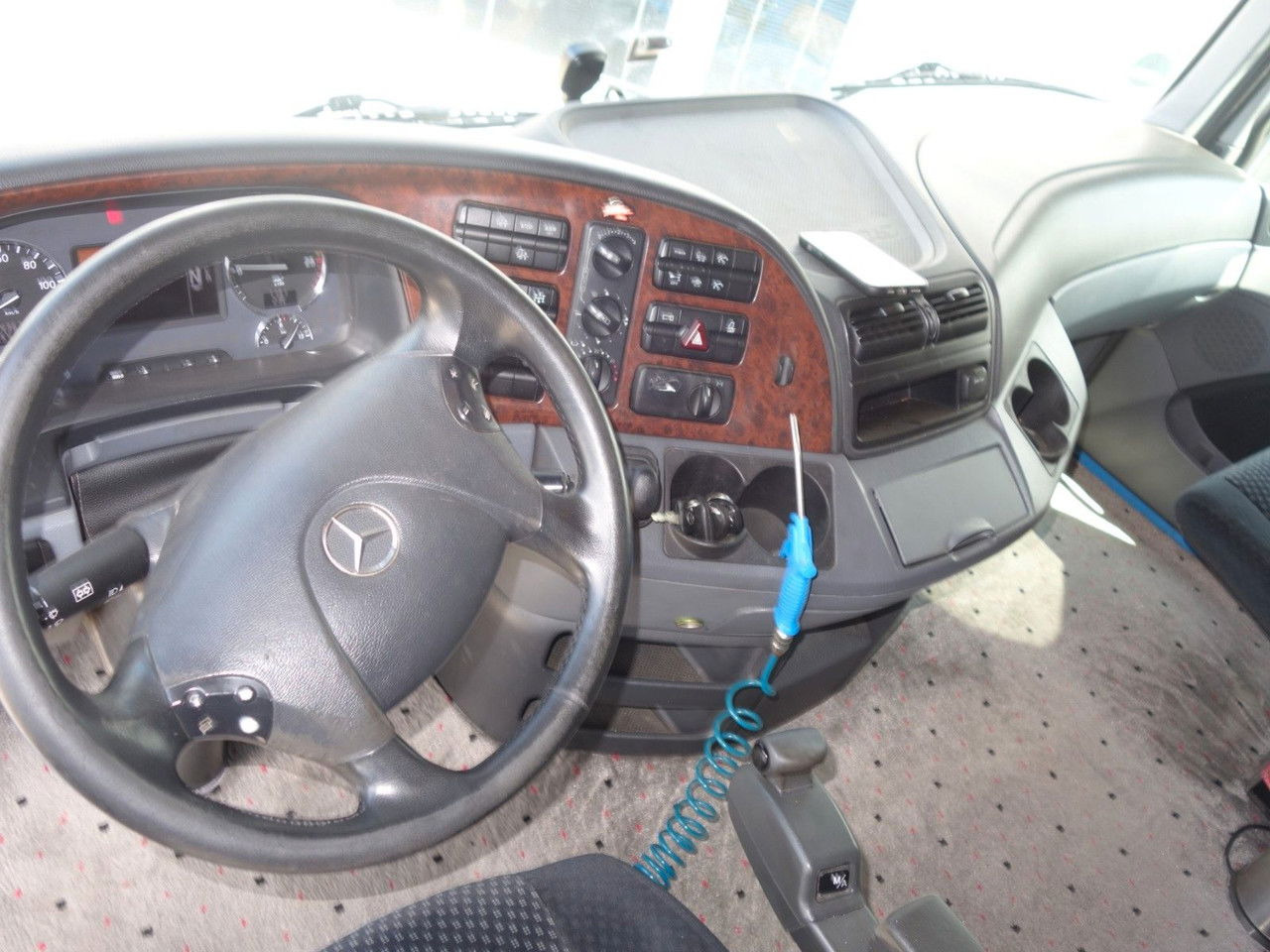 Camión portavehículos Mercedes-Benz Actros 1846 mit Kässbohrer Metago/Vario: foto 20