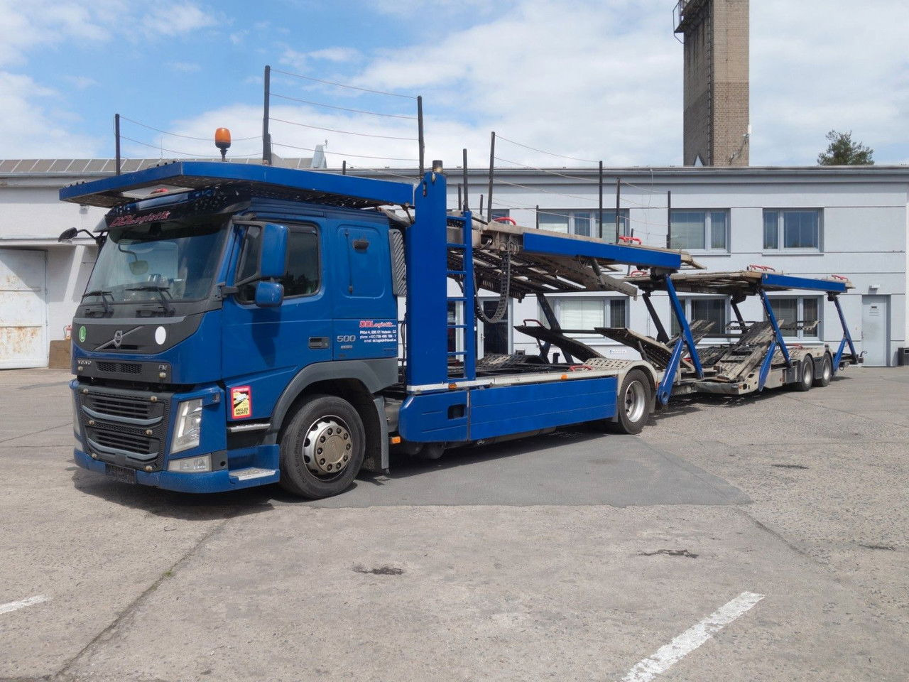 Volvo FM 500 FM13 Kässbohrer Supertrans / Supertrans - Camión portavehículos: foto 1 Volvo FM 500 FM13 Kässbohrer Supertrans / Supertrans - Camión portavehículos: foto 1