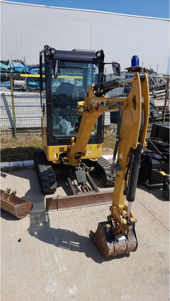 CAT 301.8-05 - Excavadora de cadenas: foto 2 CAT 301.8-05 - Excavadora de cadenas: foto 2