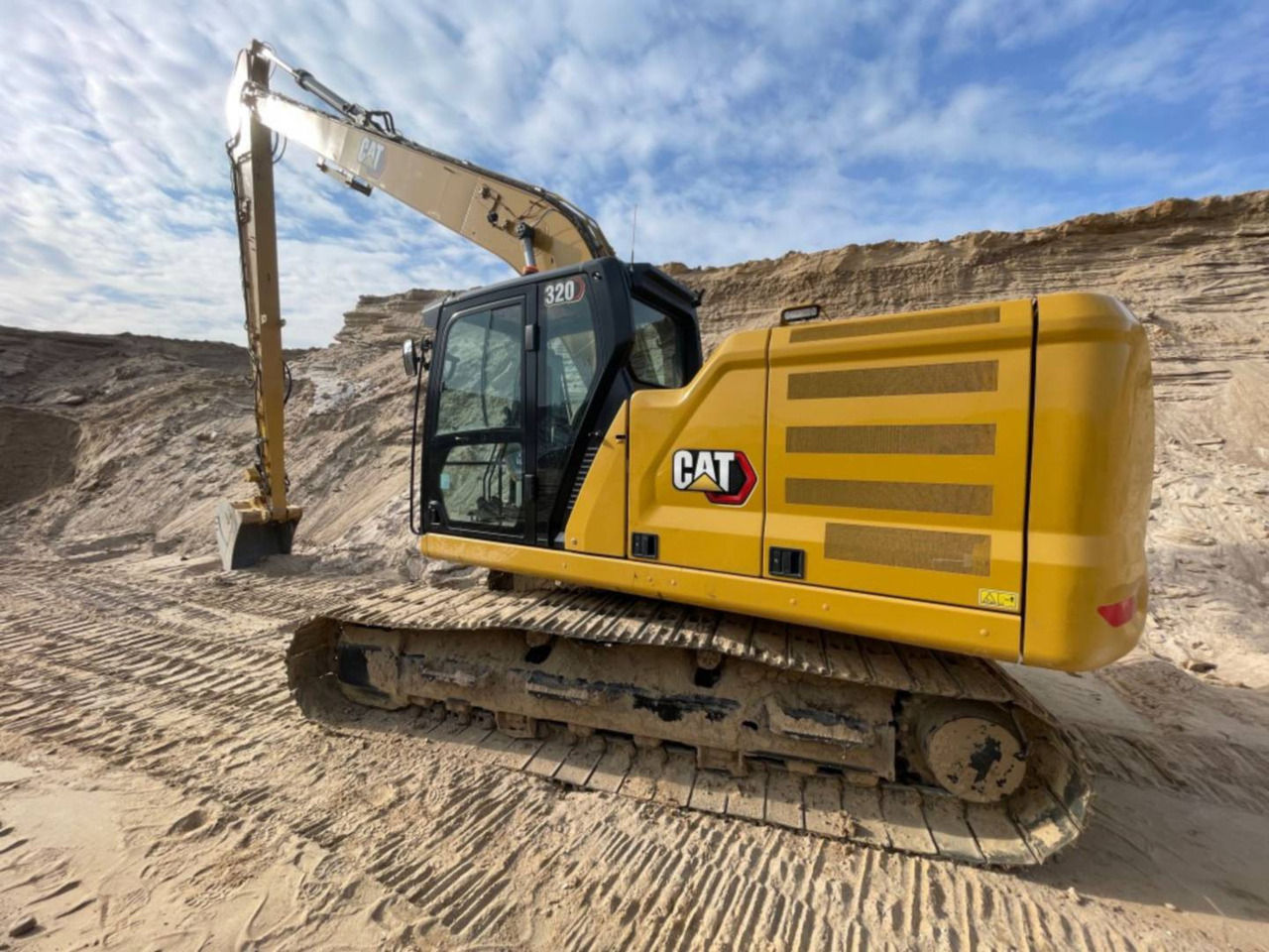 Excavadora de cadenas CAT 320: foto 9