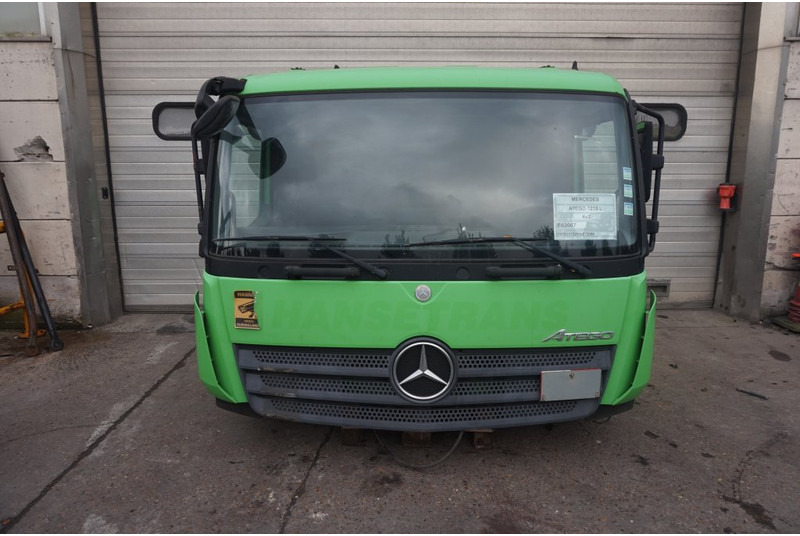 Mercedes-Benz ATEGO MP4 4CYL - Cabina e interior para Camión: foto 1 Mercedes-Benz ATEGO MP4 4CYL - Cabina e interior para Camión: foto 1