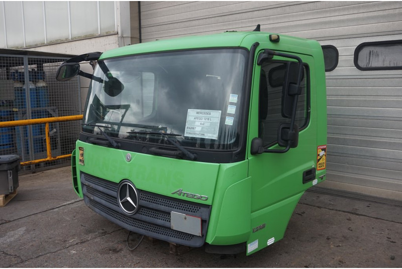 Mercedes-Benz ATEGO MP4 4CYL - Cabina e interior para Camión: foto 3 Mercedes-Benz ATEGO MP4 4CYL - Cabina e interior para Camión: foto 3