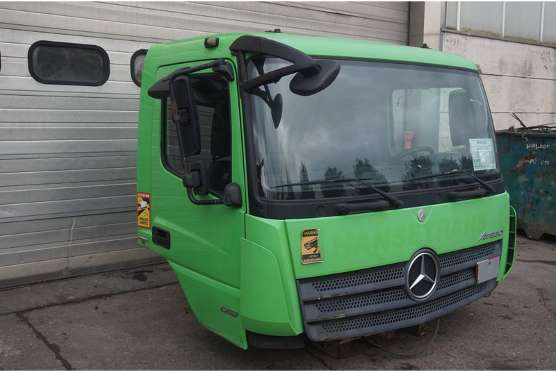 Mercedes-Benz ATEGO MP4 4CYL - Cabina e interior para Camión: foto 2 Mercedes-Benz ATEGO MP4 4CYL - Cabina e interior para Camión: foto 2