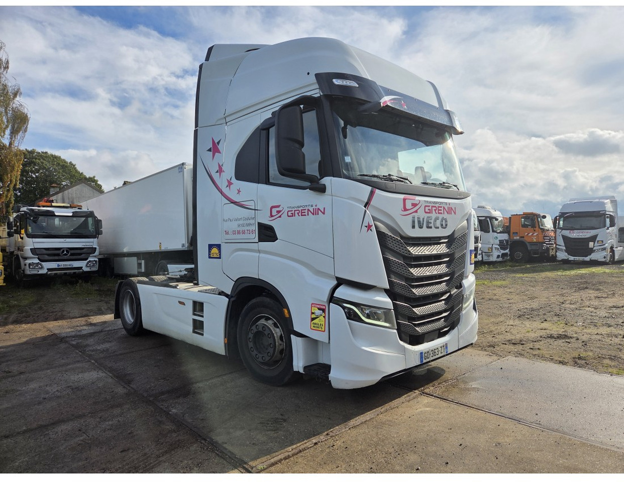 Iveco S-Way 480 4X2 Tractor Unit Retarder Navi ACC Euro 6 - Otros maquinaria: foto 5 Iveco S-Way 480 4X2 Tractor Unit Retarder Navi ACC Euro 6 - Otros maquinaria: foto 5