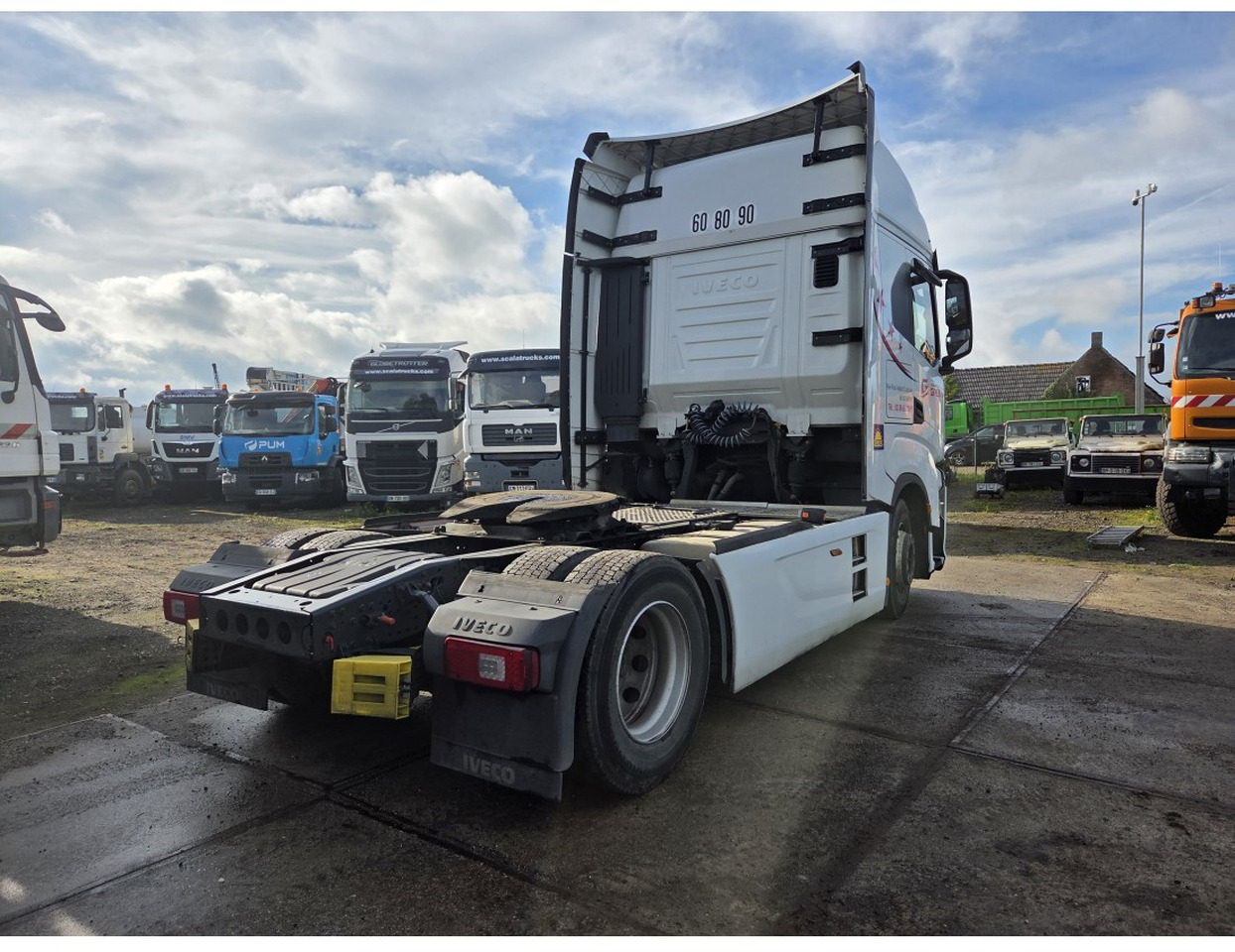 Iveco S-Way 480 4X2 Tractor Unit Retarder Navi ACC Euro 6 - Otros maquinaria: foto 4 Iveco S-Way 480 4X2 Tractor Unit Retarder Navi ACC Euro 6 - Otros maquinaria: foto 4