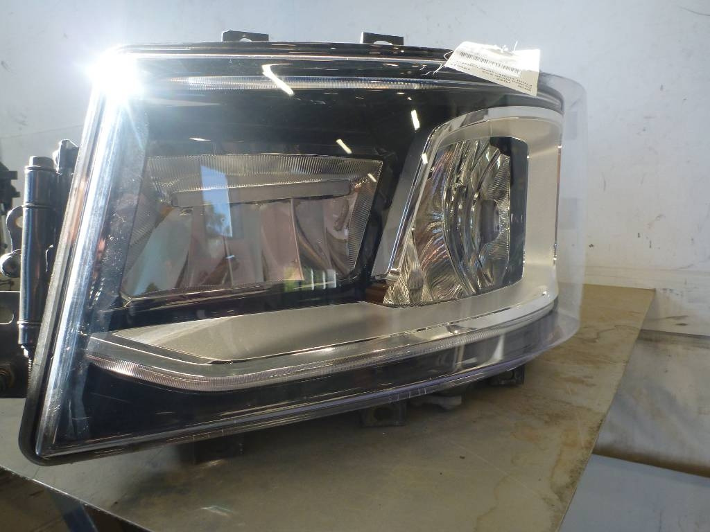 Scania R 520 - Sistema eléctrico para Camión: foto 1 Scania R 520 - Sistema eléctrico para Camión: foto 1