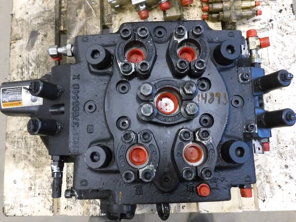 Volvo L180 HL Ventilpaket, 15015928 - Hidráulica para Maquinaria de construcción: foto 2 Volvo L180 HL Ventilpaket, 15015928 - Hidráulica para Maquinaria de construcción: foto 2