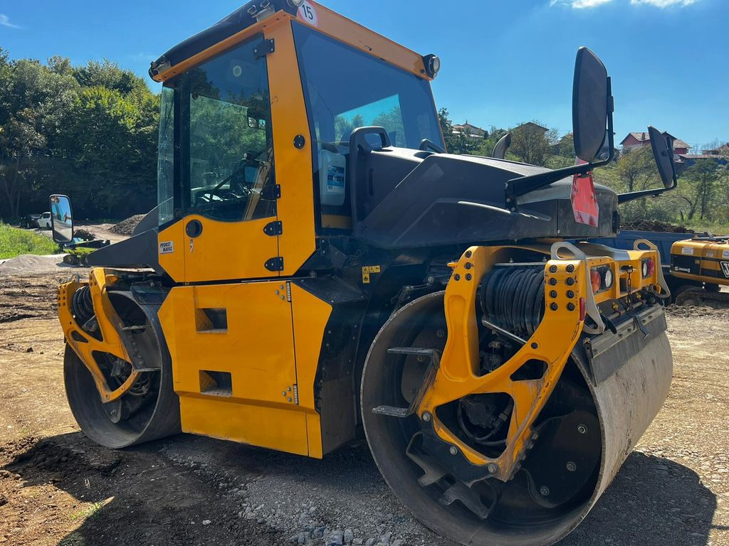 BOMAG BW 174 AP-4F AM, Tandem Roller - Apisonadora de asfalto: foto 4 BOMAG BW 174 AP-4F AM, Tandem Roller - Apisonadora de asfalto: foto 4
