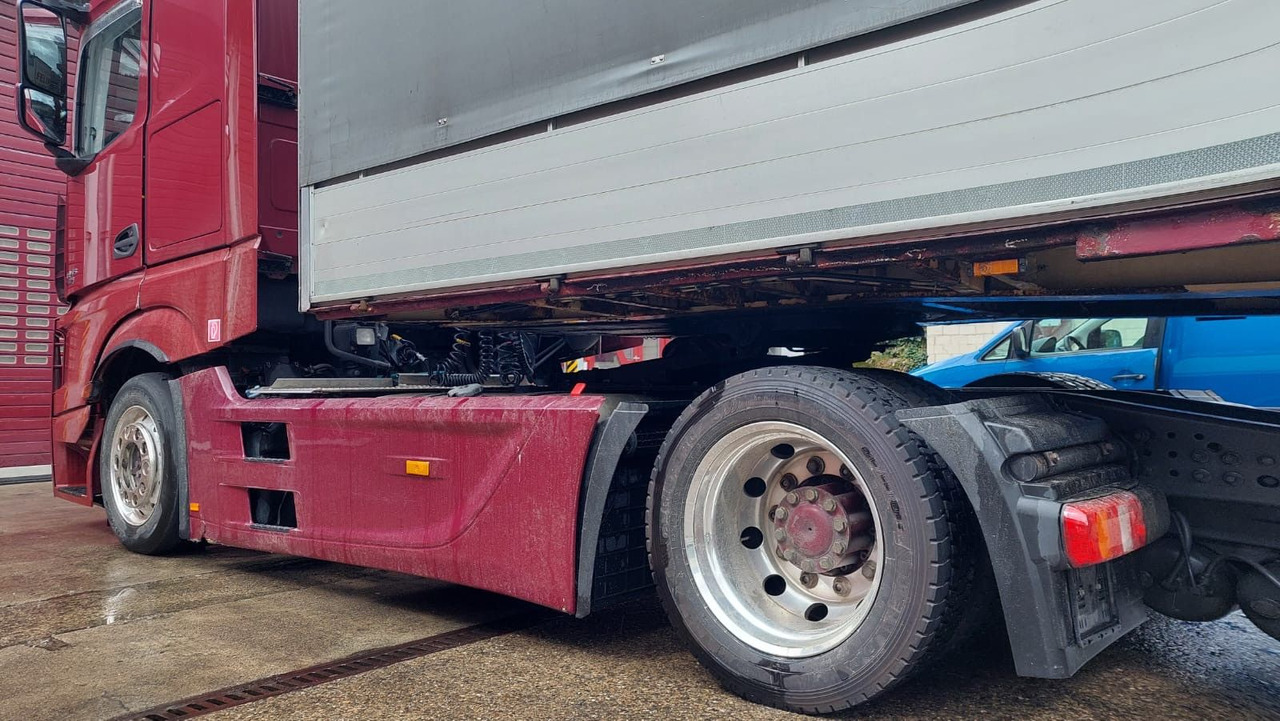 Mercedes-Benz Actros 1848 4x2, E6,Lowliner,verstellbare Sattel - Cabeza tractora: foto 5 Mercedes-Benz Actros 1848 4x2, E6,Lowliner,verstellbare Sattel - Cabeza tractora: foto 5