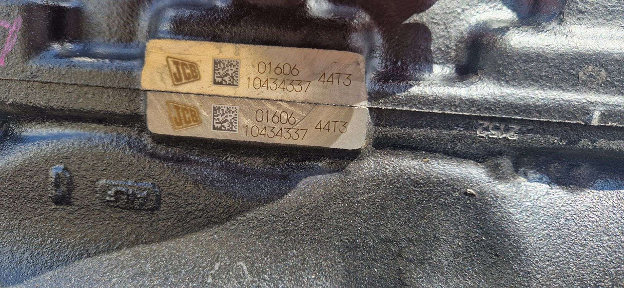 JCB 320/01606 Genuine block bedplate assembly T2 - Motor para Maquinaria de construcción: foto 3 JCB 320/01606 Genuine block bedplate assembly T2 - Motor para Maquinaria de construcción: foto 3