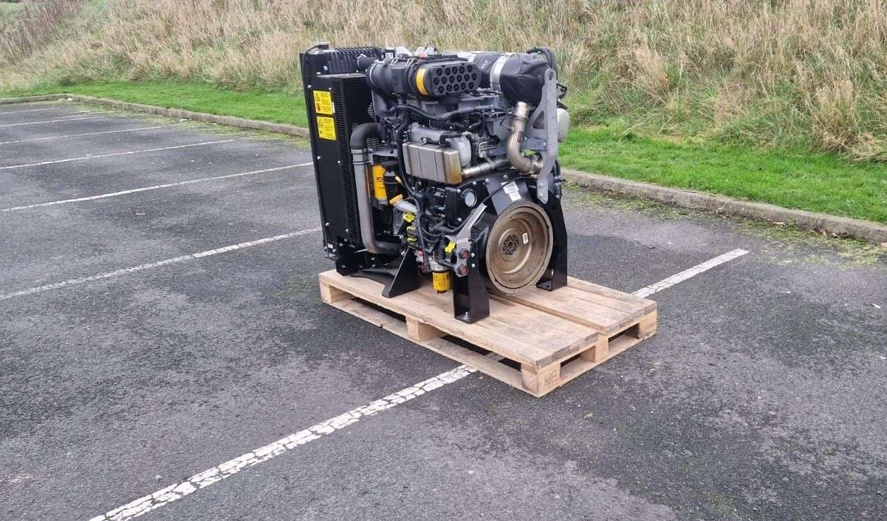 JCB 448 Power Pack T4F Engine 129kW EPA - Motor para Maquinaria de construcción: foto 1 JCB 448 Power Pack T4F Engine 129kW EPA - Motor para Maquinaria de construcción: foto 1