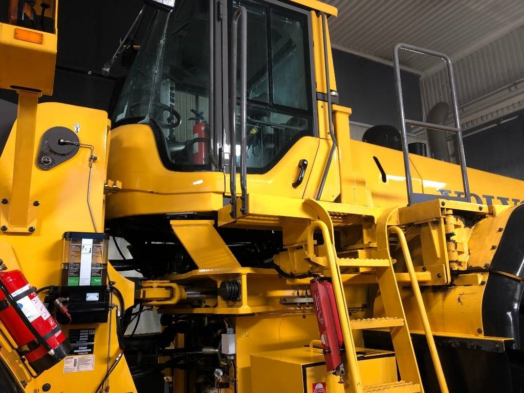 Volvo L 350 F Dismantled for parts - Cargadora de ruedas: foto 5 Volvo L 350 F Dismantled for parts - Cargadora de ruedas: foto 5