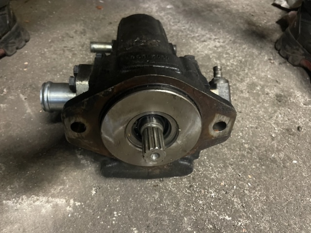 Cat 906 Pompa hydrauliki - Bomba hidráulica para Maquinaria agrícola: foto 4 Cat 906 Pompa hydrauliki - Bomba hidráulica para Maquinaria agrícola: foto 4