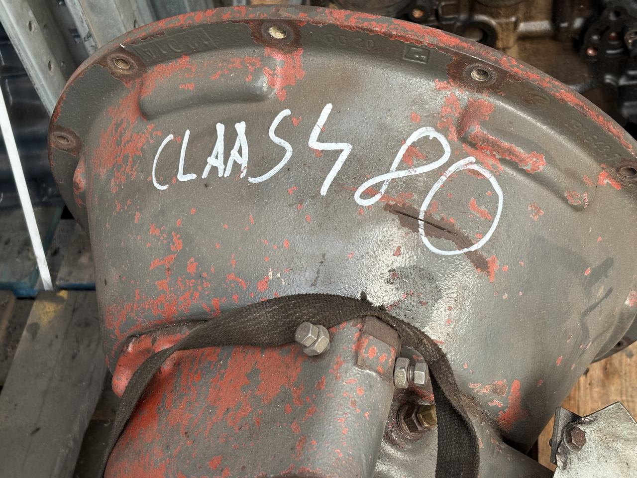 Claas 480 Obudowa Skrzyni Biegów  0006693240  00 0669 324 0 - Caja de cambios y piezas para Maquinaria agrícola: foto 5 Claas 480 Obudowa Skrzyni Biegów  0006693240  00 0669 324 0 - Caja de cambios y piezas para Maquinaria agrícola: foto 5