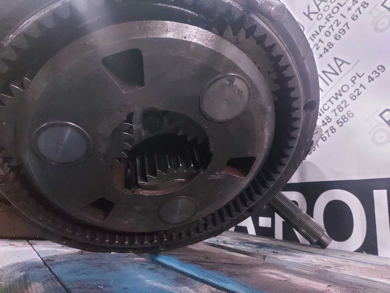 Claas Ares 735 - Renault Ares 735 - Zwolnica Tylna - Mando final para Maquinaria agrícola: foto 3 Claas Ares 735 - Renault Ares 735 - Zwolnica Tylna - Mando final para Maquinaria agrícola: foto 3