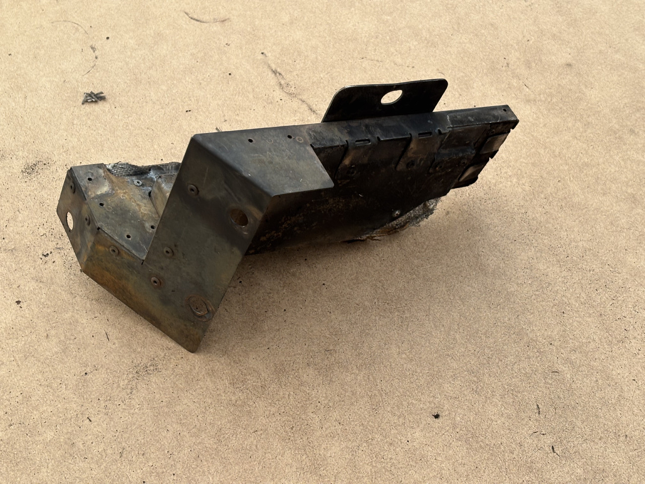 Claas Lexion 780 Blacha Obudowa Maska Osłona 00 0781 222 0 0007812220 - Capota para Cosechadora de granos: foto 2 Claas Lexion 780 Blacha Obudowa Maska Osłona 00 0781 222 0 0007812220 - Capota para Cosechadora de granos: foto 2