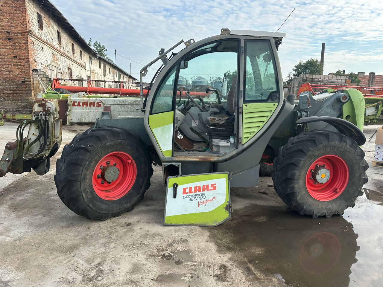 Claas Scorpion 9040 Variopower - wiązka elektryczna - Cables/ Alambres para Maquinaria agrícola: foto 1 Claas Scorpion 9040 Variopower - wiązka elektryczna - Cables/ Alambres para Maquinaria agrícola: foto 1