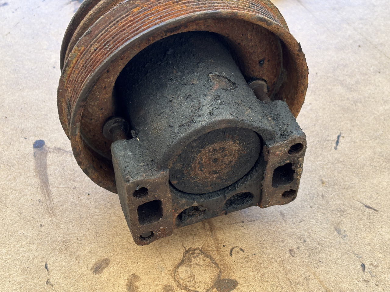 Cummins 8.3 6CT 6CTA 6CTAA Koło wentylatora Napęd - Ventilador: foto 4 Cummins 8.3 6CT 6CTA 6CTAA Koło wentylatora Napęd - Ventilador: foto 4