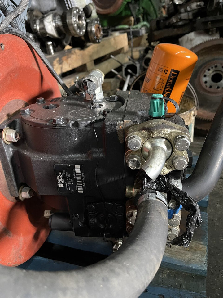 Danfos-pompa jazdy-hydrostat/pompa jazdy Merlo 40.7 - Bomba hidráulica para Manipulador telescópico: foto 1 Danfos-pompa jazdy-hydrostat/pompa jazdy Merlo 40.7 - Bomba hidráulica para Manipulador telescópico: foto 1