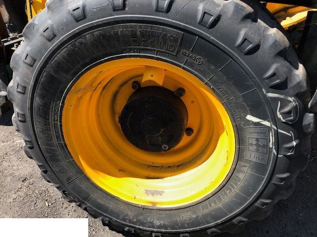 Felgi Jcb 16x24 - Llanta para Equipo de manutención: foto 2 Felgi Jcb 16x24 - Llanta para Equipo de manutención: foto 2