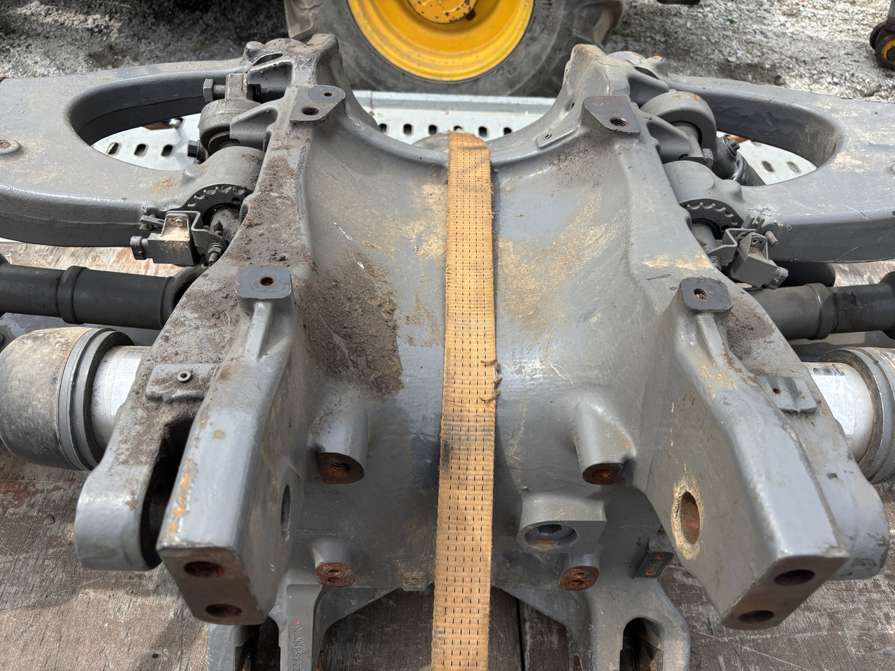 Fendt 936 939 Vario - most przedni CZĘŚCI - mechanizm różnicowy dyferencjał atak 980/10141854 - Diferencial para Maquinaria agrícola: foto 5 Fendt 936 939 Vario - most przedni CZĘŚCI - mechanizm różnicowy dyferencjał atak 980/10141854 - Diferencial para Maquinaria agrícola: foto 5