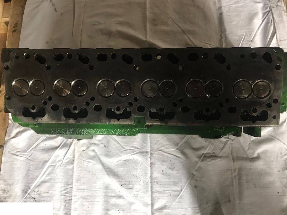 Głowica - John Deere 6068 - re525455 - Cabezal de bloque para Maquinaria agrícola: foto 3 Głowica - John Deere 6068 - re525455 - Cabezal de bloque para Maquinaria agrícola: foto 3