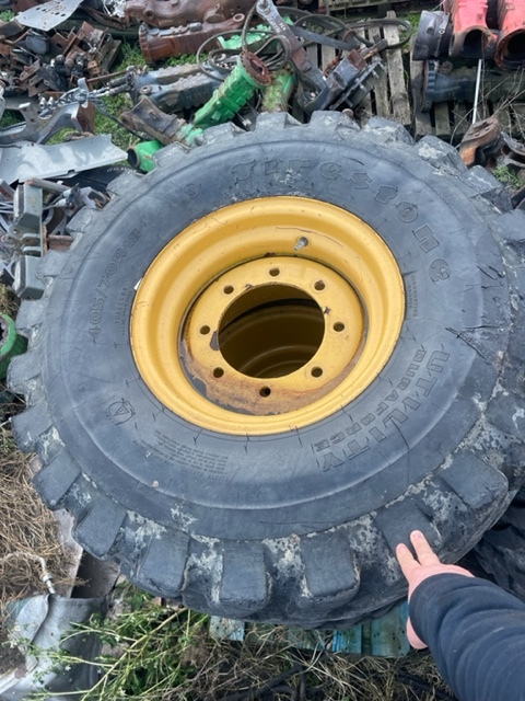 Koła 420/70 R18 - Rueda completa para Maquinaria de construcción: foto 2 Koła 420/70 R18 - Rueda completa para Maquinaria de construcción: foto 2