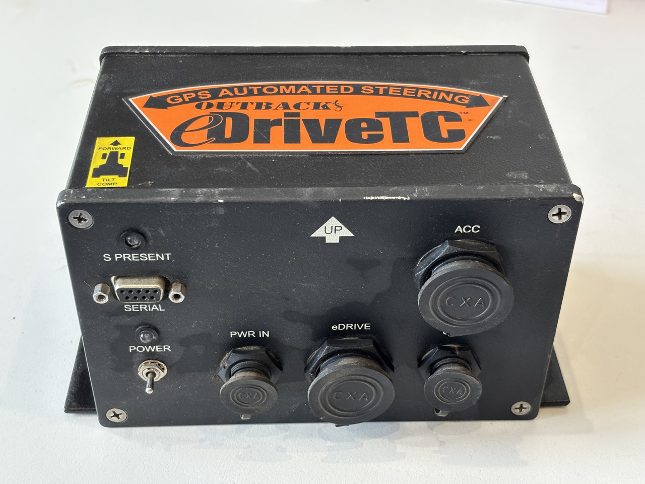 Outback eDrive GPS System Automatycznego Kierowania John Deere Claas - Sistema de navegación para Maquinaria agrícola: foto 1 Outback eDrive GPS System Automatycznego Kierowania John Deere Claas - Sistema de navegación para Maquinaria agrícola: foto 1