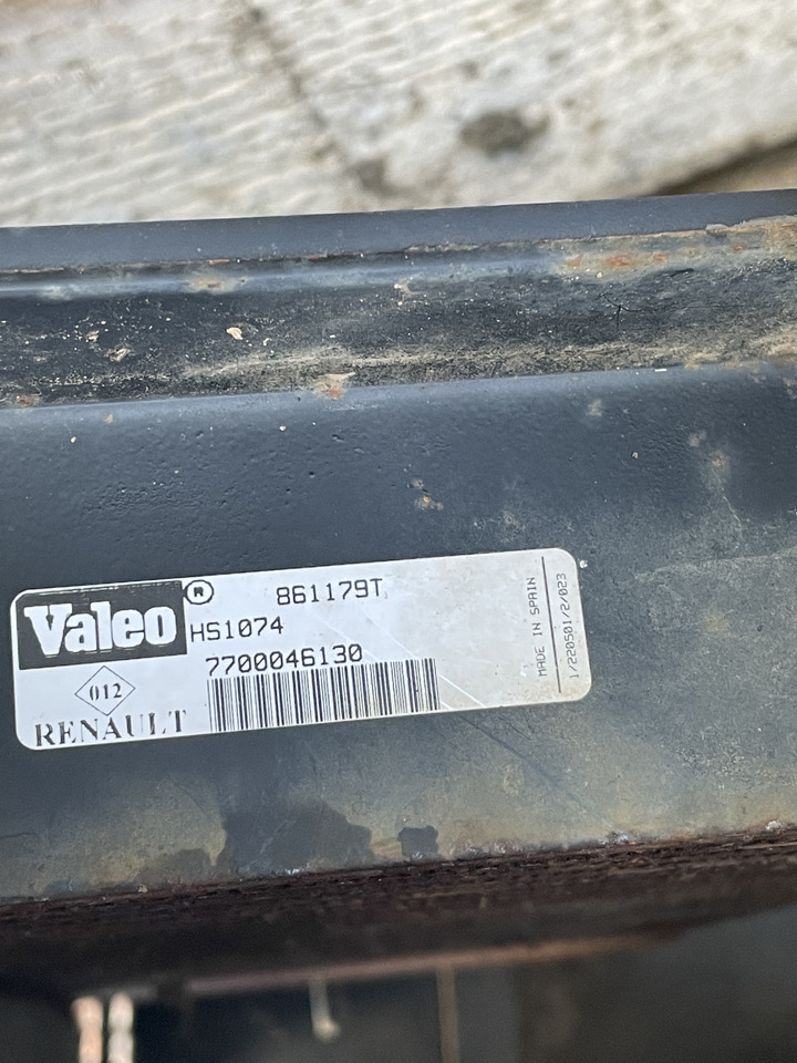 Renault Claas Ares 735 - chłodnica 7700046130 - Radiador para Maquinaria agrícola: foto 4 Renault Claas Ares 735 - chłodnica 7700046130 - Radiador para Maquinaria agrícola: foto 4