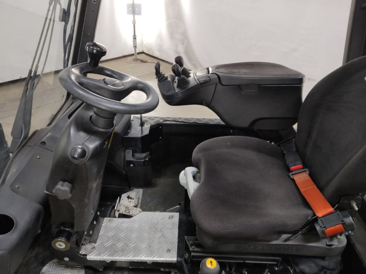 Linde E30HL-01/600 - Carretilla elevadora eléctrica: foto 3 Linde E30HL-01/600 - Carretilla elevadora eléctrica: foto 3