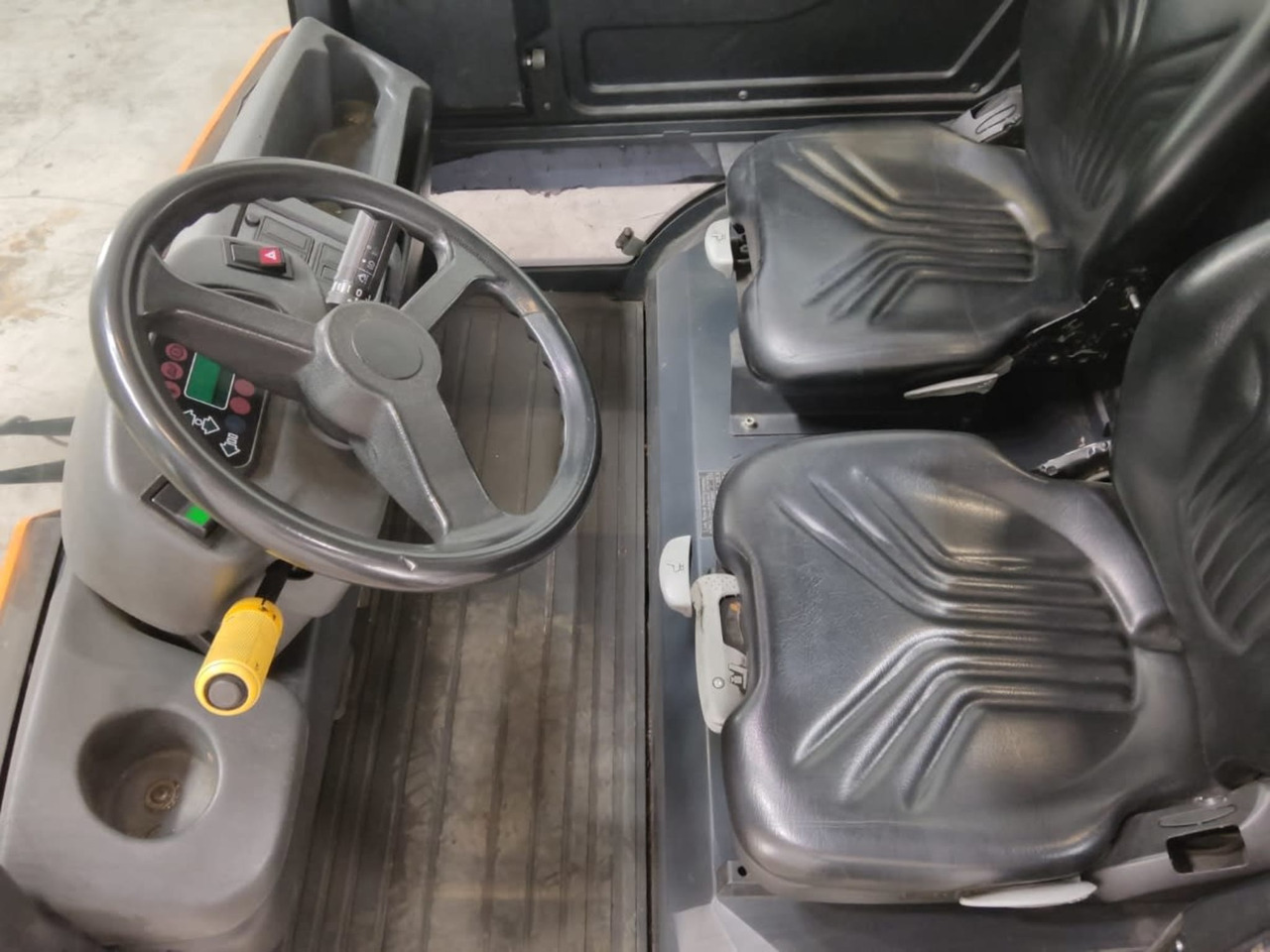 Linde P250 - Remolcadora: foto 3 Linde P250 - Remolcadora: foto 3