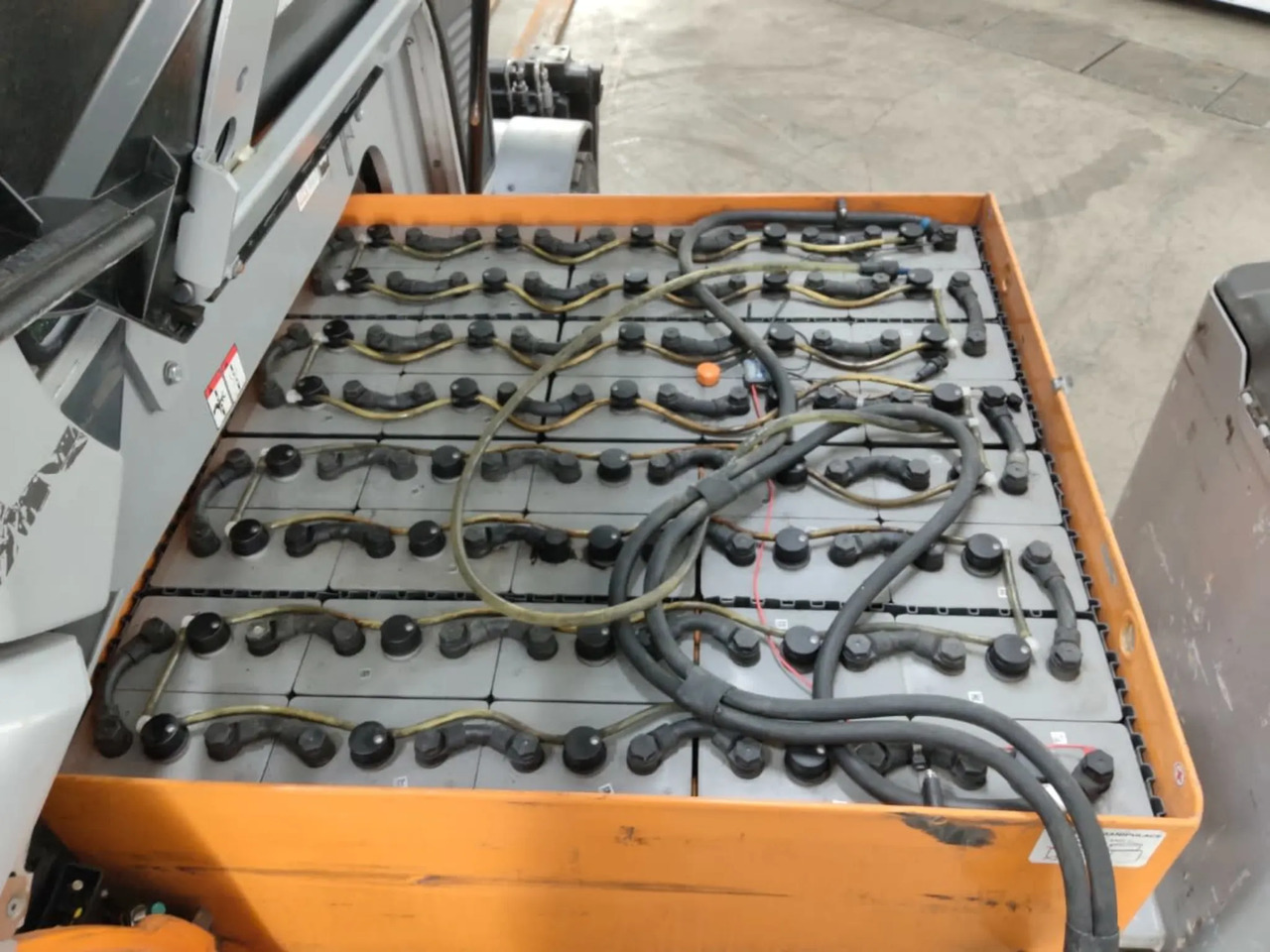 STILL RX60-50 - Carretilla elevadora eléctrica: foto 4 STILL RX60-50 - Carretilla elevadora eléctrica: foto 4