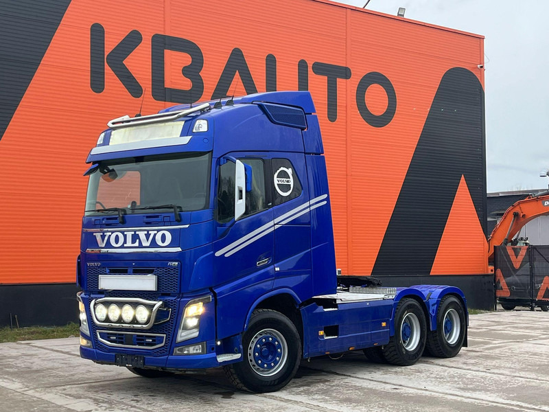 Volvo FH 16 750 6x4 RETARDER / HYDRAULICS / TANDEM AXLE LIFT - Cabeza tractora: foto 1 Volvo FH 16 750 6x4 RETARDER / HYDRAULICS / TANDEM AXLE LIFT - Cabeza tractora: foto 1