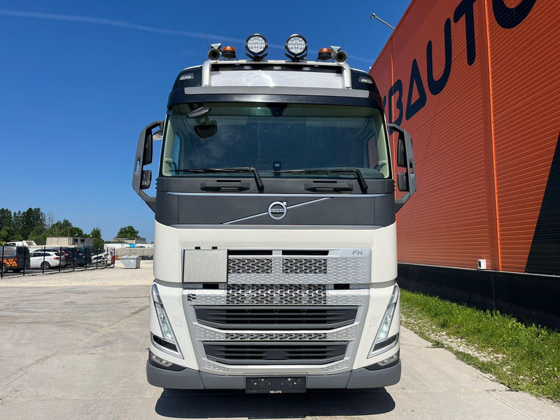 Volvo FH 500 6x2 GLOBE XL / HYDRAULICS / RETARDER / DOUBLE BOGIE - Cabeza tractora: foto 3 Volvo FH 500 6x2 GLOBE XL / HYDRAULICS / RETARDER / DOUBLE BOGIE - Cabeza tractora: foto 3