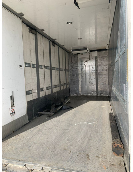 Ekeri COOLER BOX FOR MERCEDES TRUCK 7100mm / SUPRA 850 NORDIC - Carrocería-frigorifico: foto 5 Ekeri COOLER BOX FOR MERCEDES TRUCK 7100mm / SUPRA 850 NORDIC - Carrocería-frigorifico: foto 5