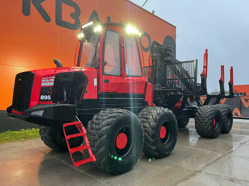 Komatsu 895 8x8 LOADFLEX / CRANE 165F - Remolque forestal: foto 2 Komatsu 895 8x8 LOADFLEX / CRANE 165F - Remolque forestal: foto 2