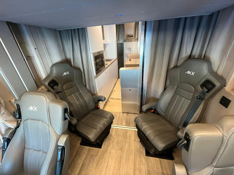 Leasing de Mercedes-Benz Actros 2551 STX 6x2*4 Mercedes-Benz Actros 2551 STX 6x2*4: foto 7