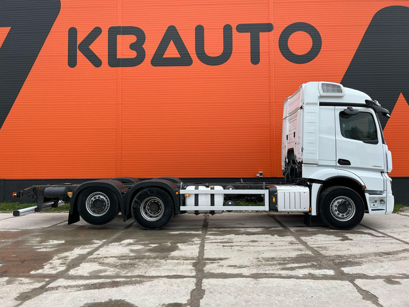 Mercedes-Benz Actros 2553 6x2*4 PTO / CHASSIS L=7128 mm - Camión chasis: foto 5 Mercedes-Benz Actros 2553 6x2*4 PTO / CHASSIS L=7128 mm - Camión chasis: foto 5